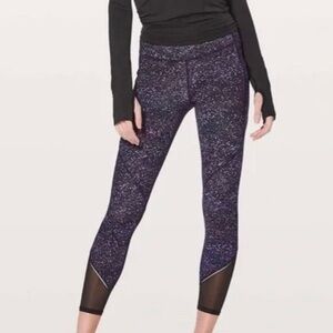 Lululemon Gait Keeper speckled 7/8 Tight with black mesh panels women’s size 6